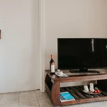 Lidia Larnaca